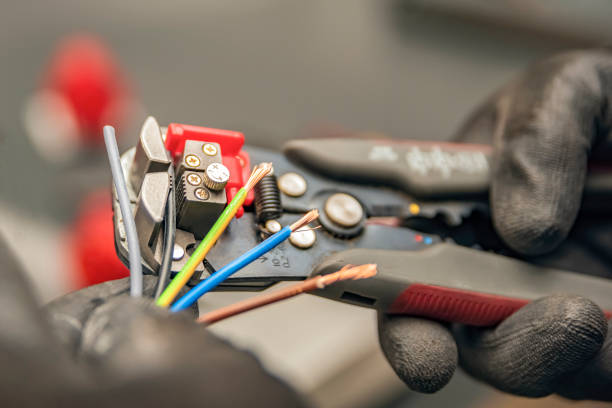 Best Affordable Electrician  in Ackerman, MS